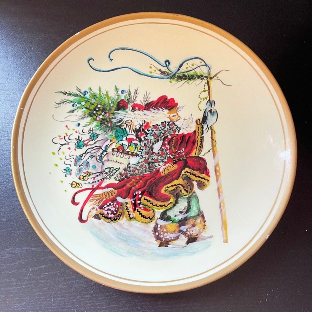 Toyo Vintage Rare Santa Decorative Plate 10" Christmas Farmhouse Heavy